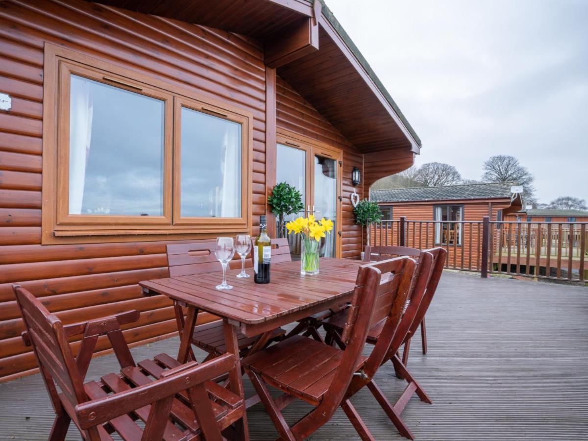 Chalet Loch Leven Lodge 12 Kinross Exteriör bild